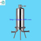 Boîtier de filtre avec cartouche filtrante plissée pour la filtration liquide et à l'air