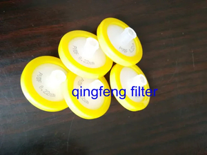Filtre à seringue jetable pour la solution de laboratoire